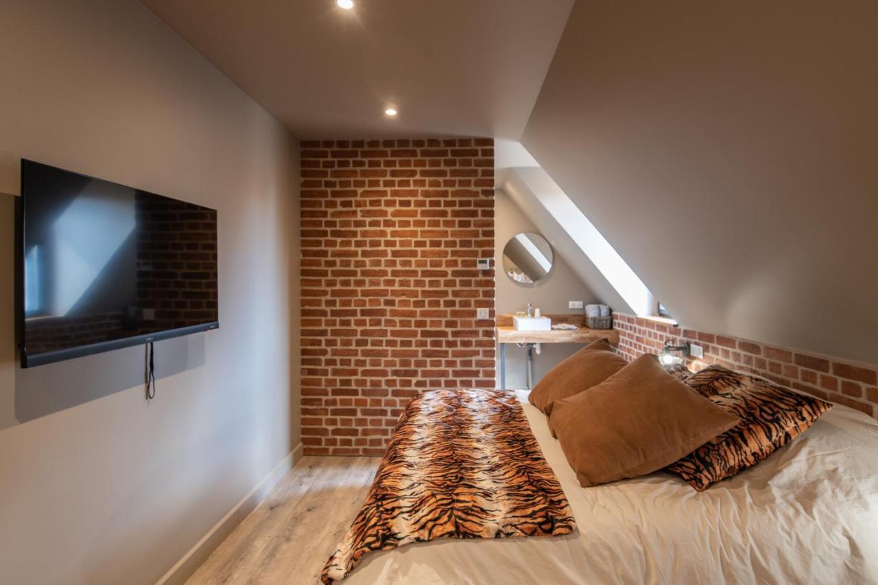 Au Coeur Du Village Saint-Aubin  Экстерьер фото
